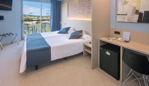 Double Room, Partial Sea View