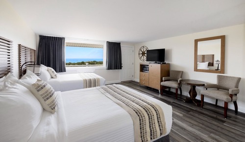 Waterview, 2 Doubles, Balcony, Pets Ok