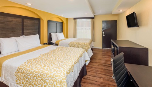 Room, 2 Queen Beds, Smoking