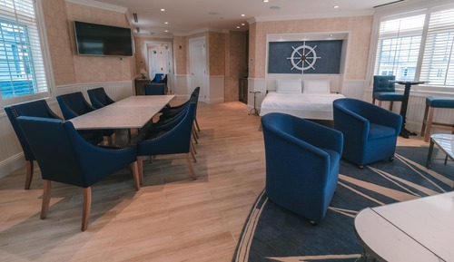 Studio, 1 King Bed (Hospitality)