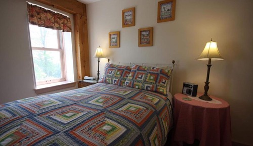 Standard Double Room, 1 Double Bed, Private Bathroom (Bathroom Across Hall)