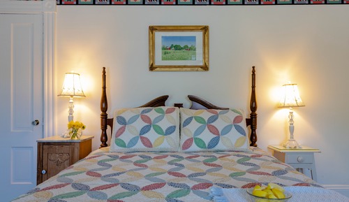 Superior Double Room, 1 Queen Bed, Jetted Tub, Private Bathroom