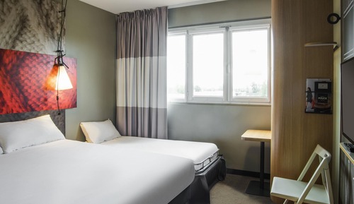 Room, 3 Twin Beds