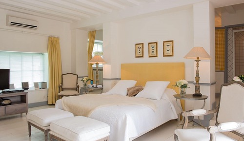 Signature Room, Balcony