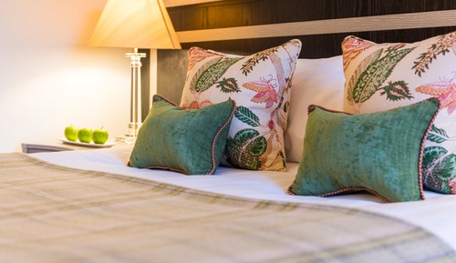 Room (Cosy Knightwood)