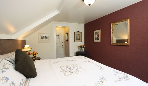 Room (Harmony with detached bath)