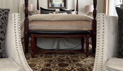 Deluxe Queen Suite with Jetted Tub