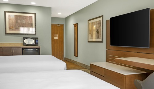 Standard Room, 2 Queen Beds, Non Smoking, Refrigerator