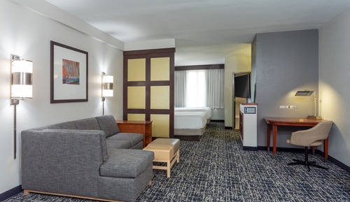 Room, Multiple Beds (High Floor)