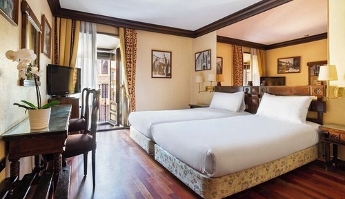 Double Room, Balcony