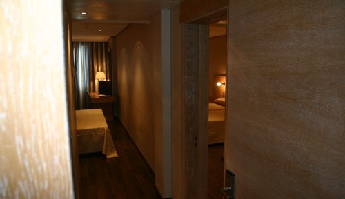 Standard Room, Connecting Rooms