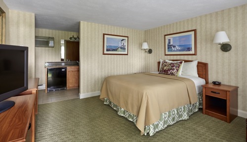 Deluxe Room, King Bed