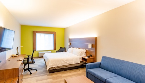 Standard Room, 1 King Bed