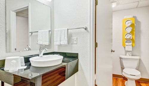 Standard Room, Multiple Beds, Non Smoking, Refrigerator & Microwave