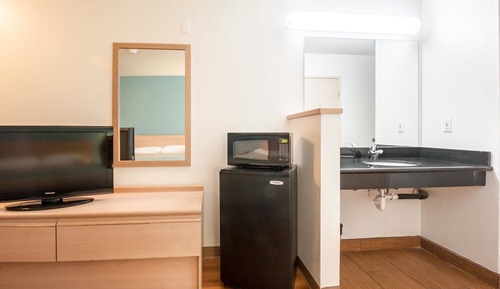 Standard Room, 1 Queen Bed, Non Smoking