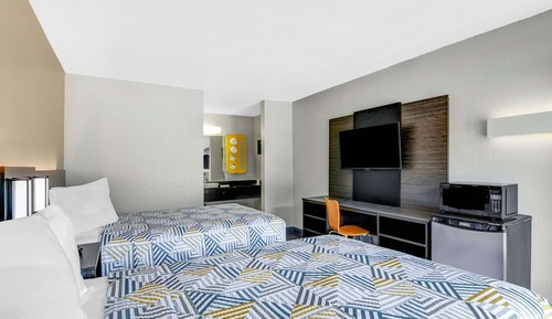 2 Full Beds | Non-Smoking