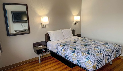 Standard Room, 1 Queen Bed, Accessible, Non Smoking