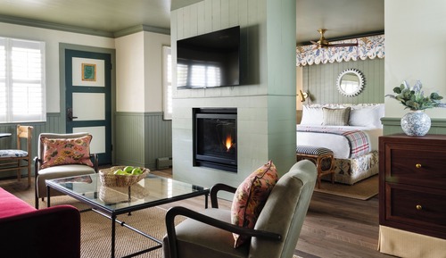 Superior Suite, 1 King Bed with Sofa bed, Fireplace, Courtyard View (The LPP Suite Double Fireplace)