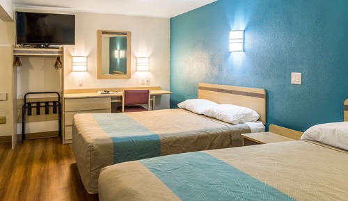 Standard Room, 2 Queen Beds, Non Smoking