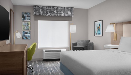 One king bed non smoking