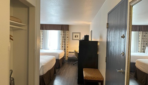 Room, 2 Queen Beds, Accessible, Non Smoking