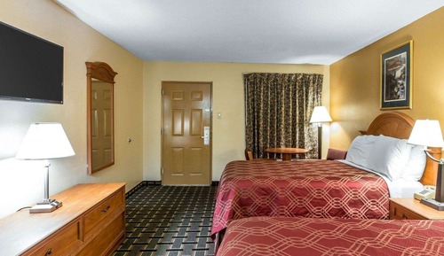 Standard Room, 2 Double Beds, Non Smoking