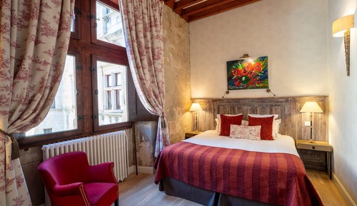 Standard Room, 1 King Bed, Non Smoking