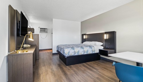 Standard Room, 1 Queen Bed, Non Smoking