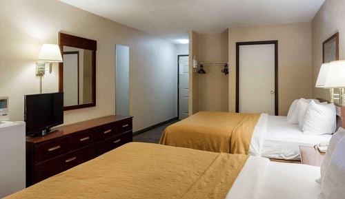 Standard Room, 2 Queen Beds, Non Smoking