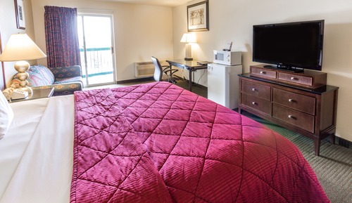 Signature Room, 1 King Bed with Sofa bed, Balcony, Mountain View ( Not Pet Friendly)