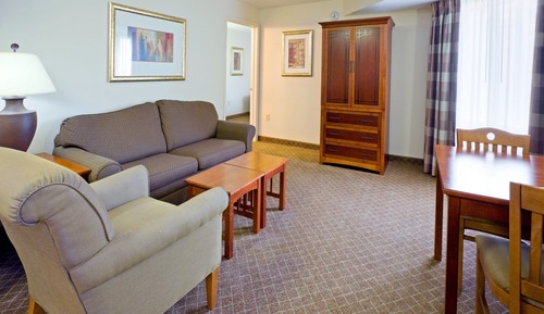 Suite, 2 Bedrooms, Accessible, Kitchen (Communication Accessible)