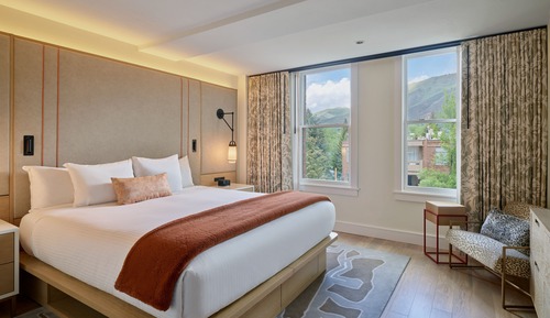 Suite (Cathedral)