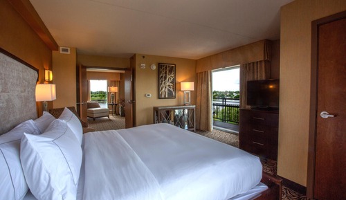 Suite, 2 Bedrooms, Non Smoking, Balcony