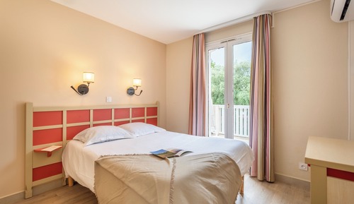 Apartment 6 people - 1 bedroom + 1 sleeping alcove - Terrace or balcony AC Renovated