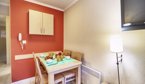 Studio 4 people - 1 sleeping area - Terrace or balcony