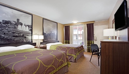 Room, 2 Queen Beds, Smoking