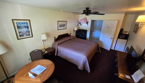 Deluxe Room, 1 King Bed
