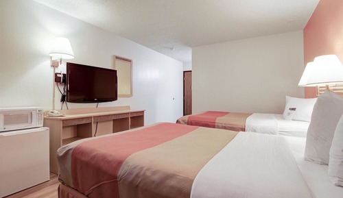 Standard Room, 1 Queen Bed, Non Smoking