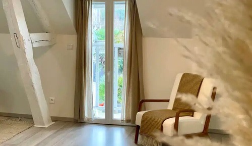 Deluxe Room, Pool View