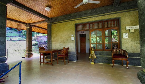 Bungalow 7