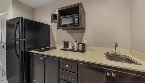 Suite, 1 King Bed with Sofa bed, Accessible, Non Smoking (with Sofabed)