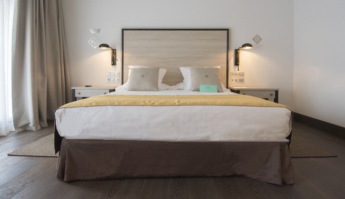 Standard Twin Room (2 adults + 1 child)