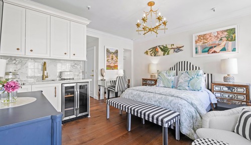 Condo, Tropical Muse Studio
