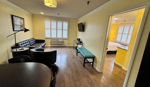 Exclusive Suite