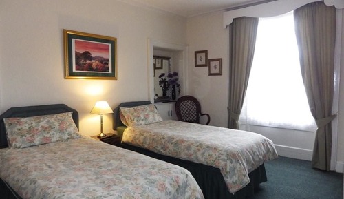 Twin Room, Non Smoking, Kitchenette