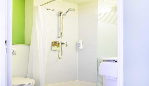 Triple Room, Multiple Beds