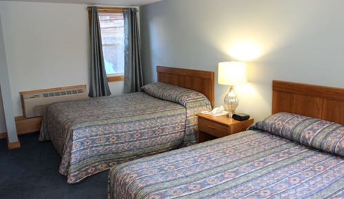 Family Unit #17 (Deluxe Family) with kitchen