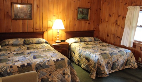 Country Pine 2 Doubles (Economy) Pet Friendly