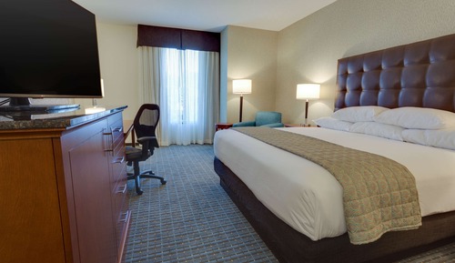 Room, 1 King Bed (Upper Floor, Oversized)