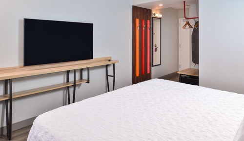 Room, 1 King Bed